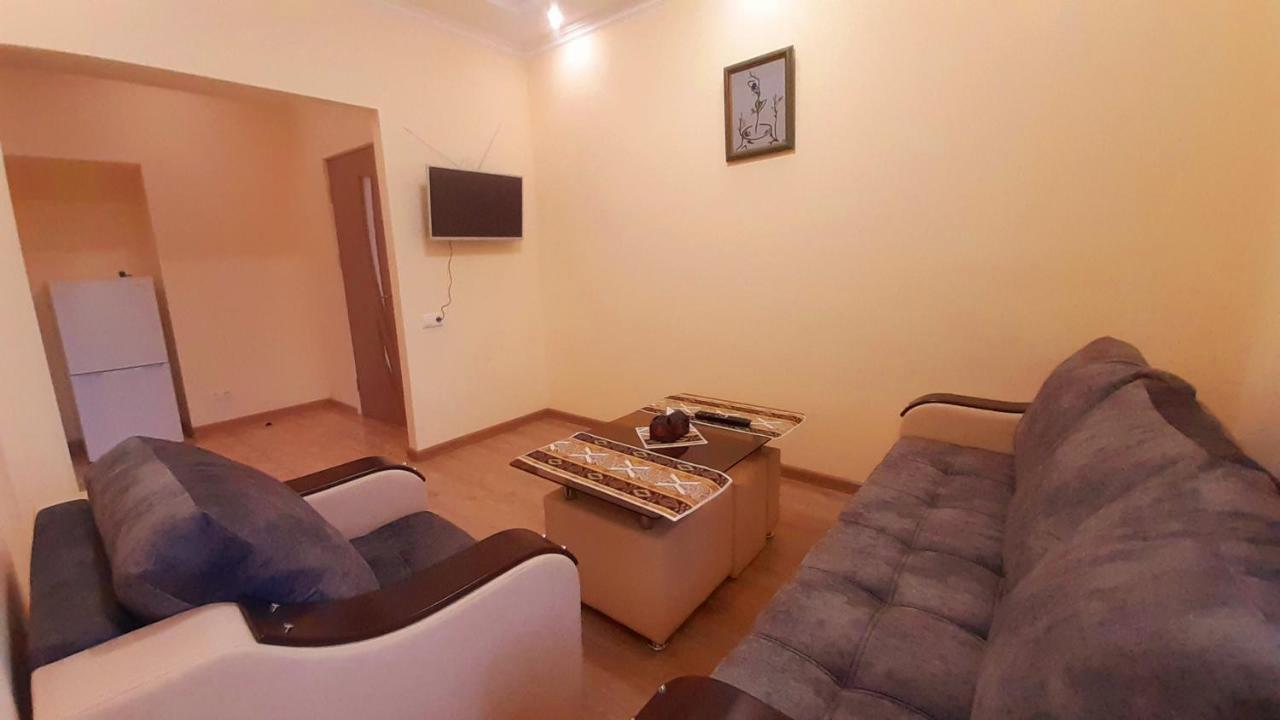 Hotel Dilijan Old Center Buitenkant foto