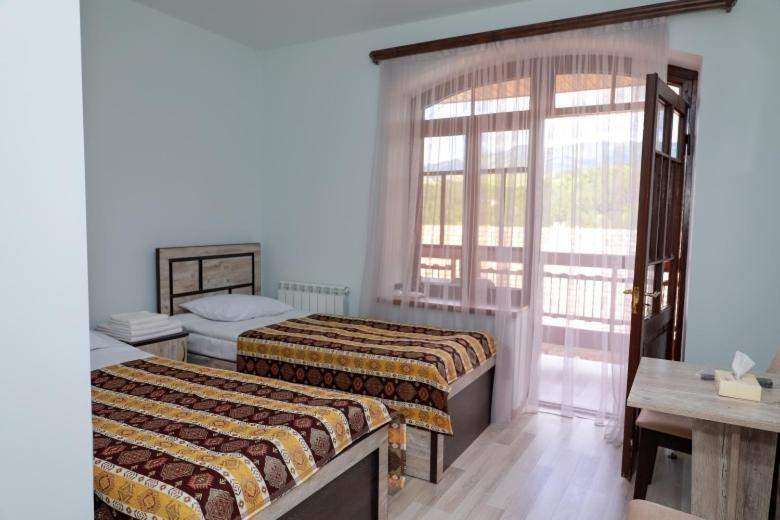 Hotel Dilijan Old Center Buitenkant foto