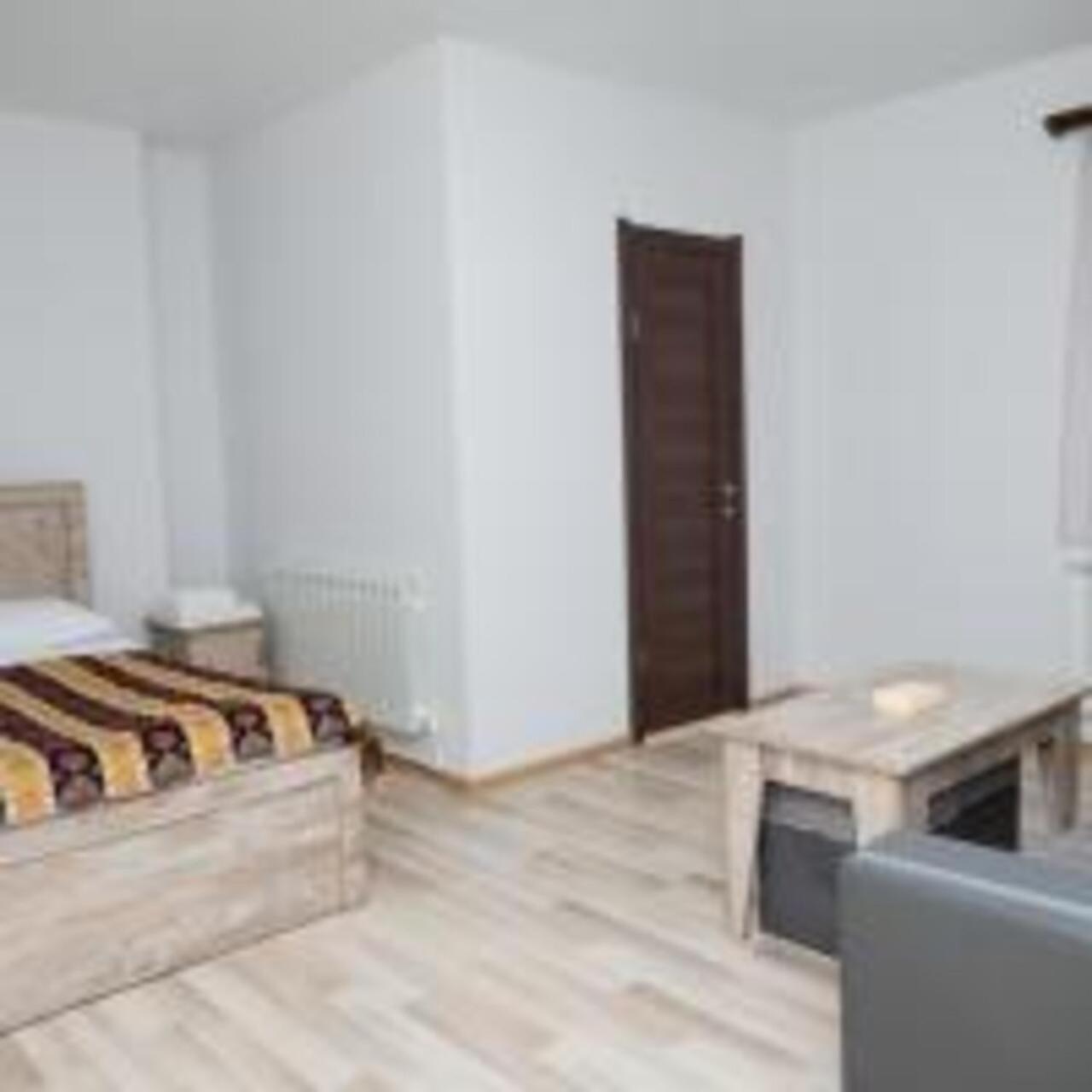 Hotel Dilijan Old Center Buitenkant foto