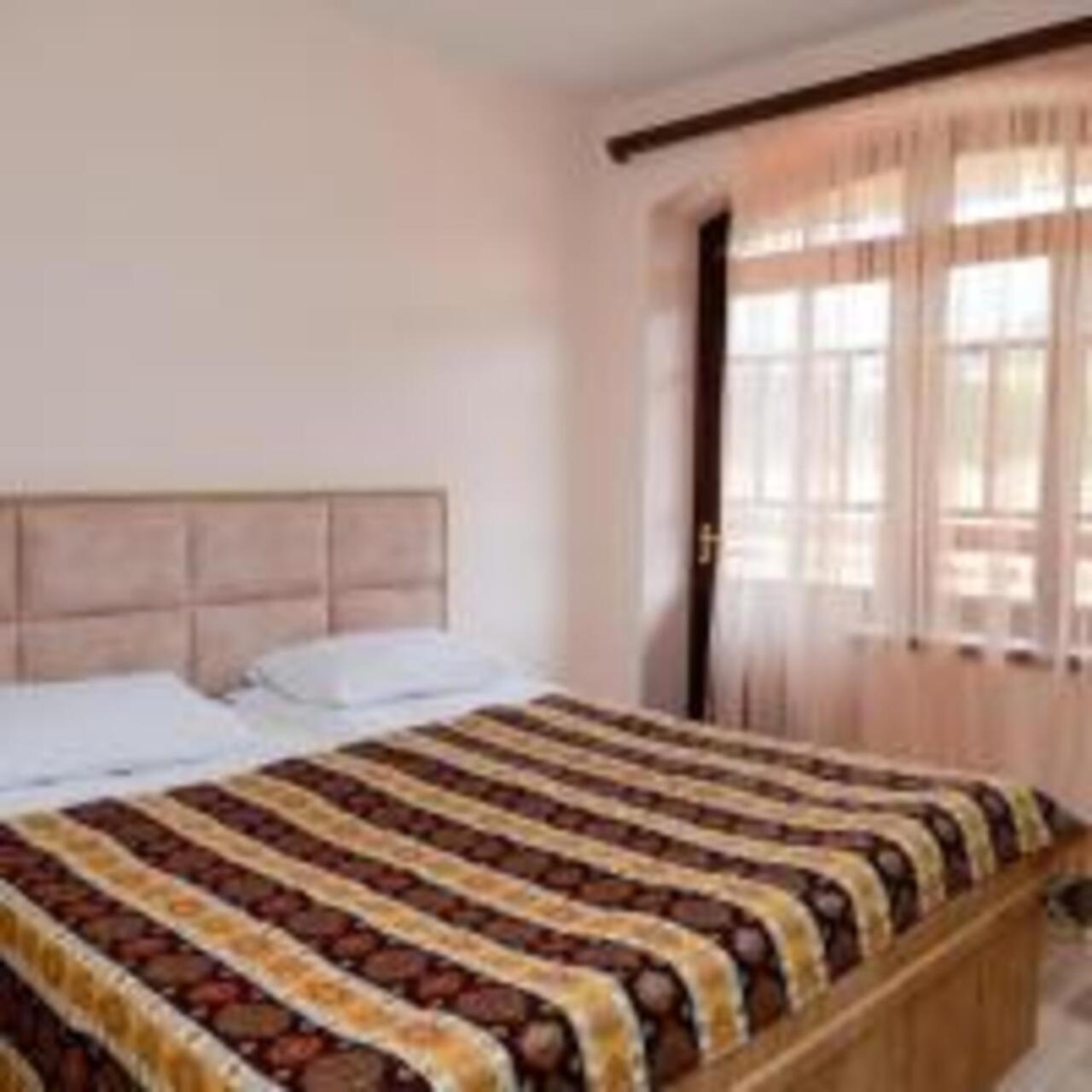 Hotel Dilijan Old Center Buitenkant foto